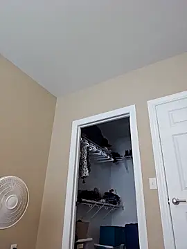 AmethystFoxx's Webcam Show