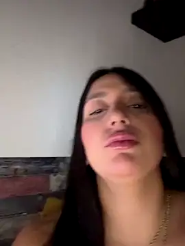 Mariluu_11's Webcam Show