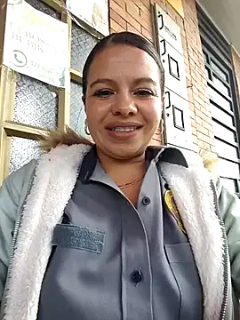 Ariana-07's Webcam Show