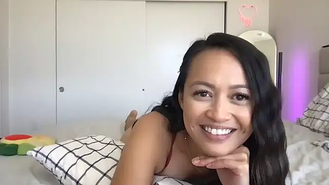 Eshababyyy's Webcam Show