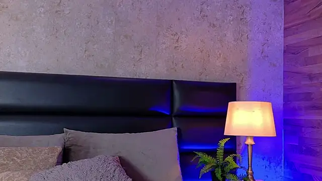 AshleyBaker1's Webcam Show