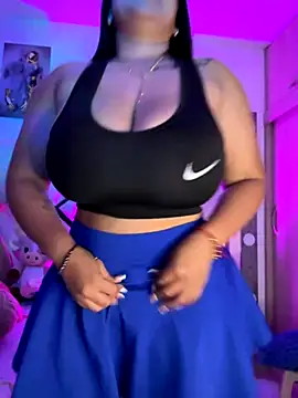 elizaferrer_ Show in webcam