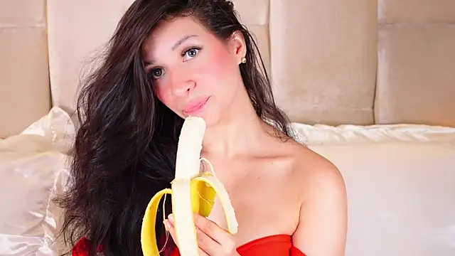 KiraKayleigh1's Webcam Show