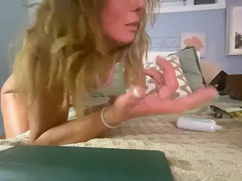 Stretchmeslowly's Webcam Show