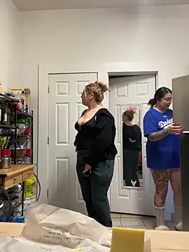 drizzypeach602's Webcam Show