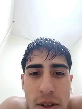 giudich1's Live Sex Cam Show