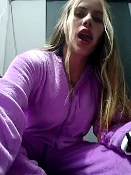 Misscata1106's Webcam Show