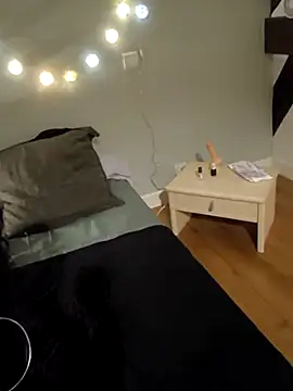 Sosso19squirt's Webcam Show