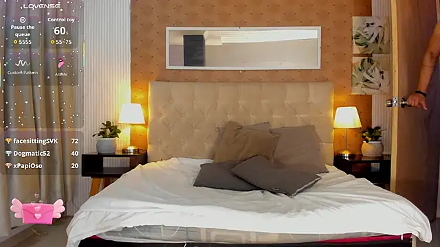 zoe_alanaa's Webcam Show