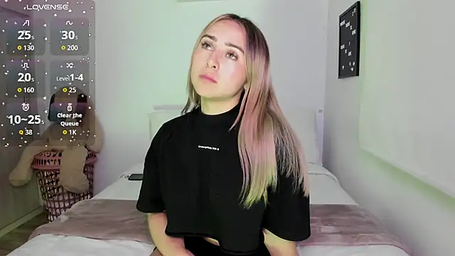 sophi_mooreno's Webcam Show