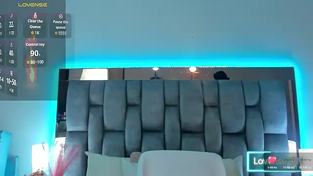 Abbye_blue01's Webcam Show