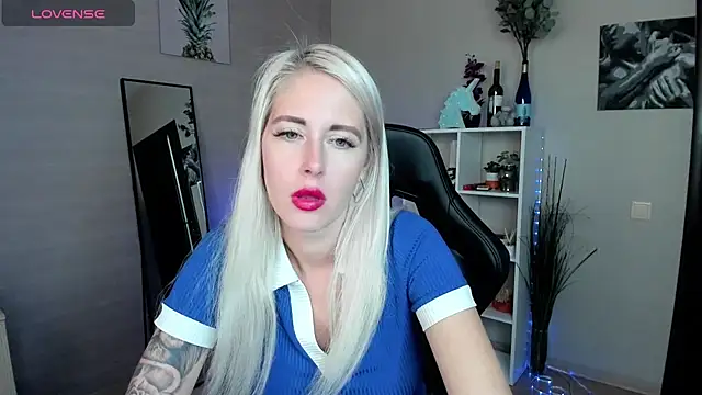Mermaid_N's Webcam Show
