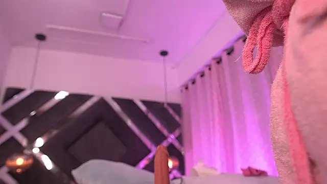 violeta_aroca's Webcam Show