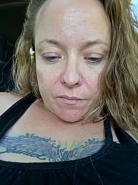 julimonroe's Live Sex Cam Show