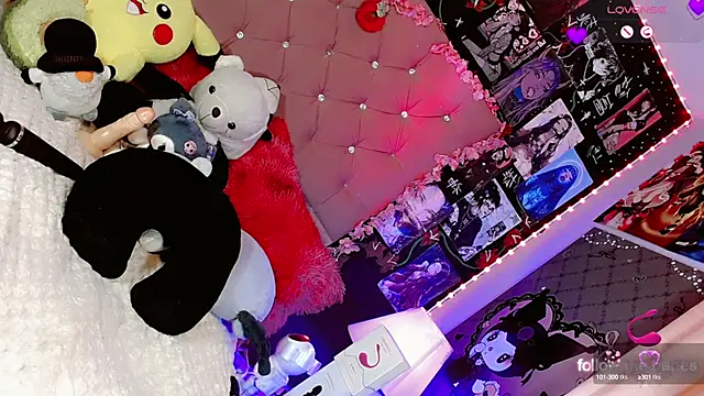 Jadee_Ariell 现场性爱视讯表演