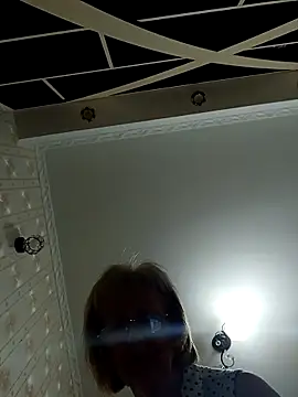 AlikaSwan5821's Webcam Show