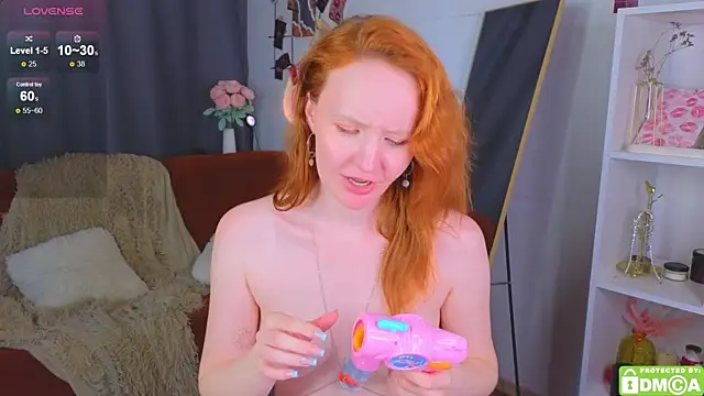 JoyceJones' Webcam Show