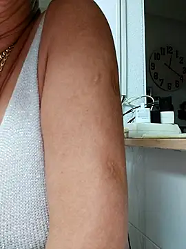 Catababa67's Webcam Show