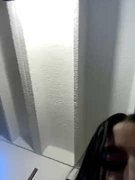 Alaia1-'s Webcam Show