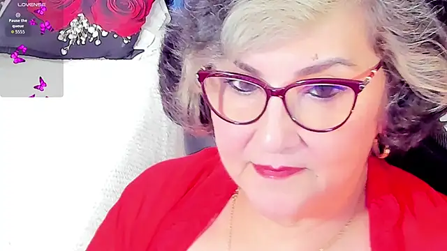 cataleya_mom 现场性爱视讯表演