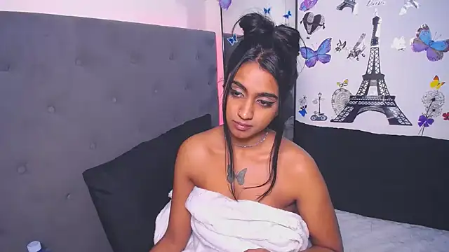 Delilah_Blazee's Webcam Show