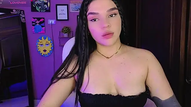 Veronica_111's Webcam Show