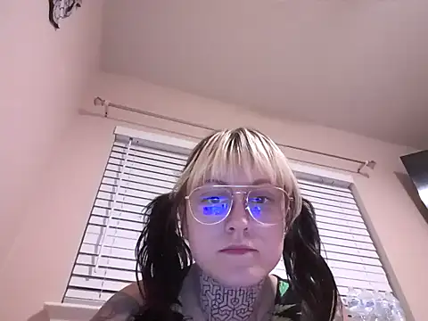leiamegan's Webcam Show