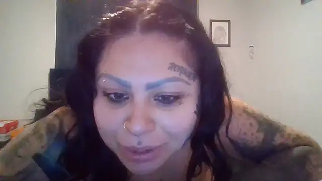 chicanachic13's Webcam Show