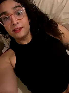 ditzycryztal's Webcam Show