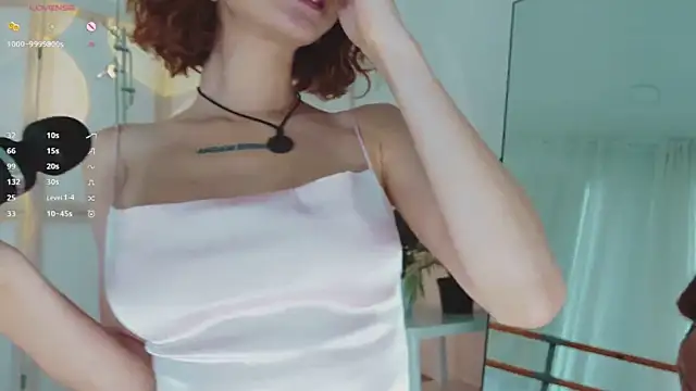 Curly_Moon Webcam-Show