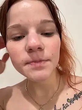 foxy_ana13's Live Chat Room