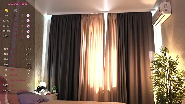 HeyMonkey_'s Webcam Show