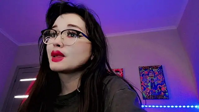 DazzlingFir33's Webcam Show