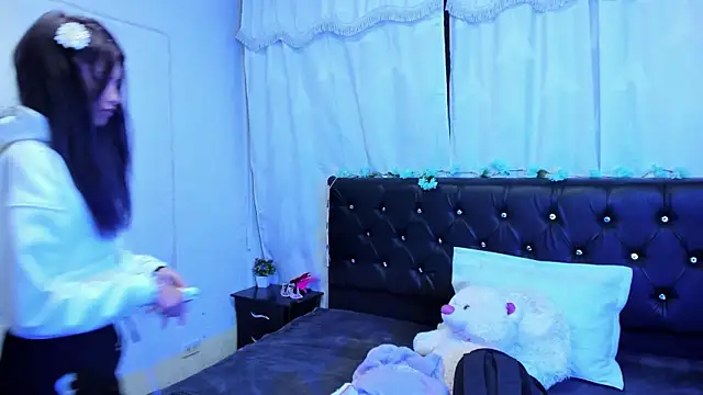 Sofiia_cute_'s Webcam Show
