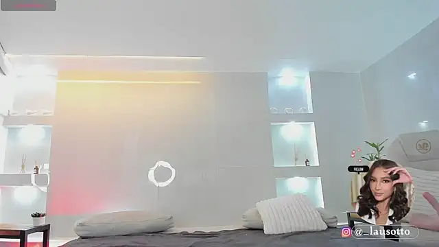 martina_mayers' Webcam Show