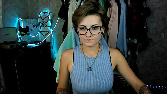 EvaBrownie's Webcam Show