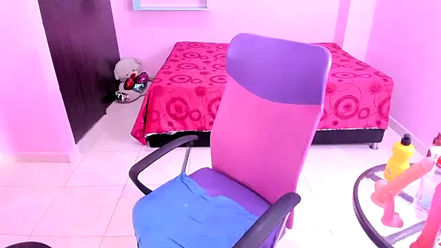 mommy_whore_sluttt's Webcam Show