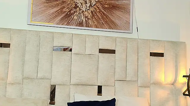 AlinnaRosee_'s Webcam Show