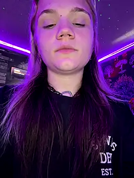 Cutiepiespanks' Live Sex Cam Show