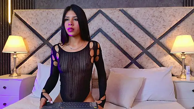 Alice_Rosee01's Live Sex Cam Show