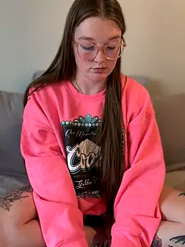 PussiesnCream_'s Live Sex Cam Show