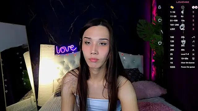 Kaia_Sunshine_Mia's Webcam Show