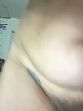 TrenaAnne's Webcam Show