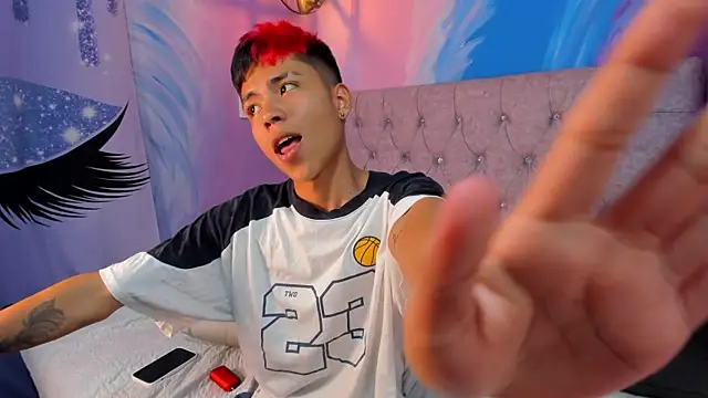 MaxiWildd's Webcam Show