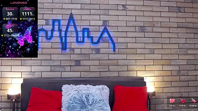 KaylaLewys' Webcam Show