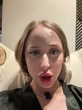 GraceSecrett's Webcam Show