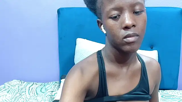 sexykea2002x's Webcam Show