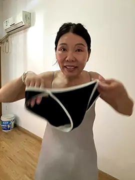 xiiuuff18's Webcam Show