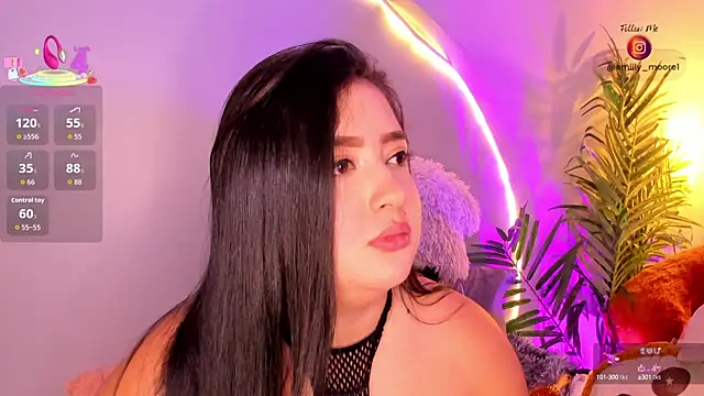 emily_moore1_'s Webcam Show