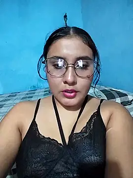 candybombom@xh's Webcam Show